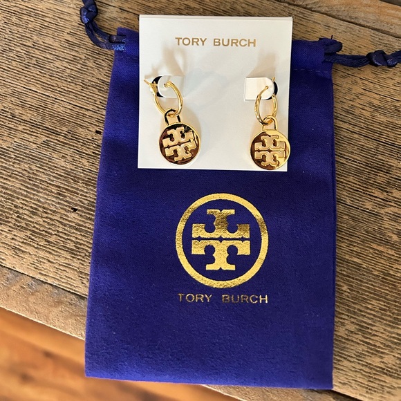 Tory Burch Jewelry - New Tory Burch gold tone earrings with card & pouch/dust cover